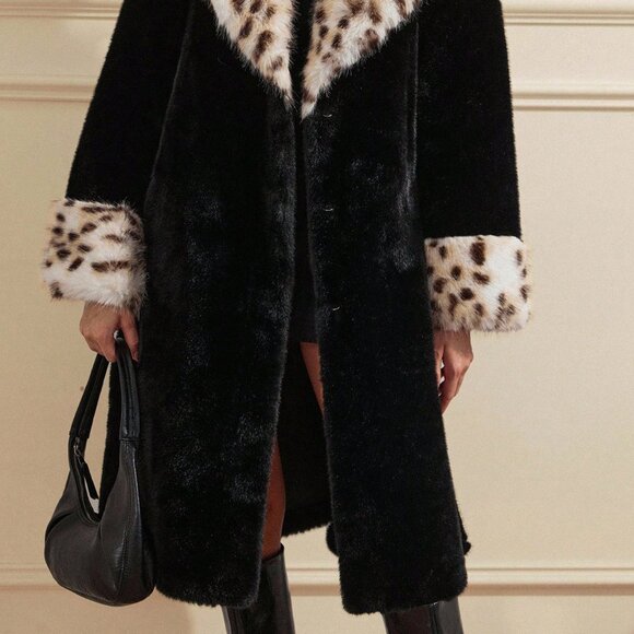 Black Preppy Women's Oversized Faux Fur Leopard Coat - Picture 6 of 7